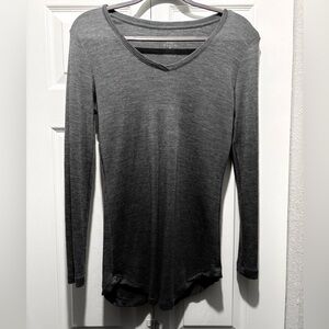 Woolx Eva Gray Long Sleeve V-Neck Tunic